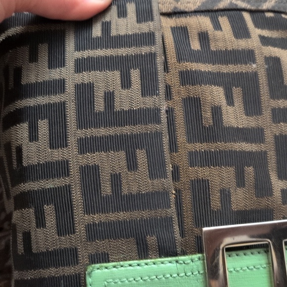 Fendi Convertible Zucca Baguette Canvas Crossbody In Good Condition COA Included - Picture 8 of 16